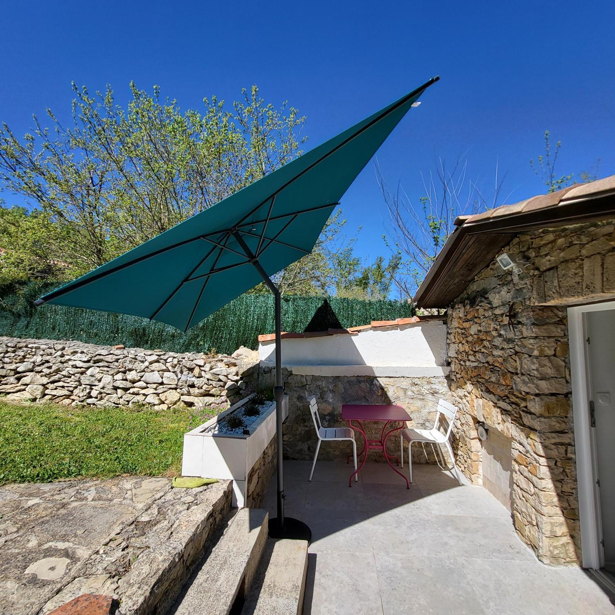 Les Pierres De Cezaire Hotel Saint-Cézaire-sur-Siagne Exterior photo